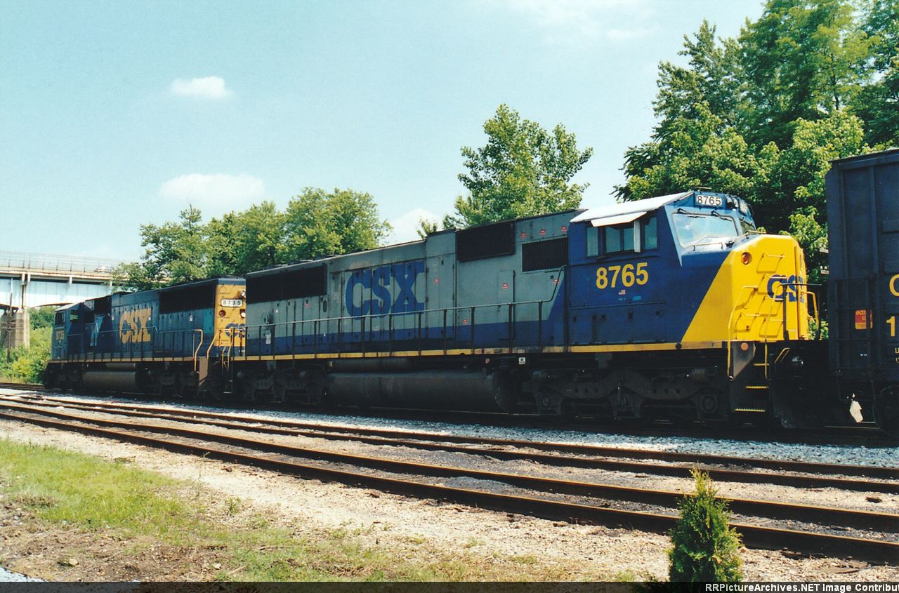 Ex-Conrail EMDs